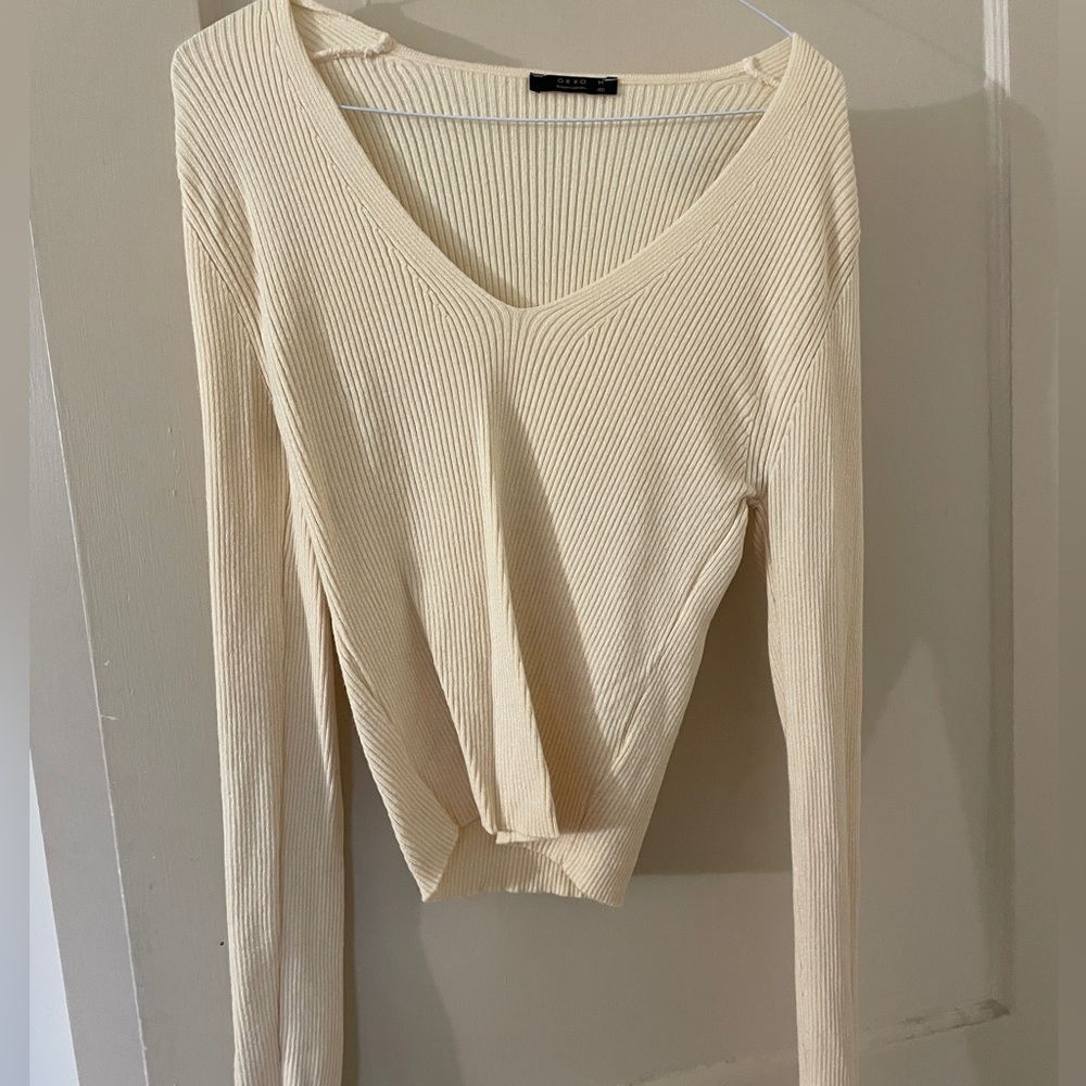 Elegant Cream V-Neck Ribbed Blouse